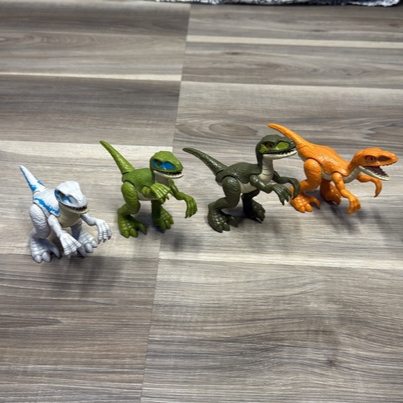 🏴 Dinosaur Action Figure Set - Picture 7 of 7